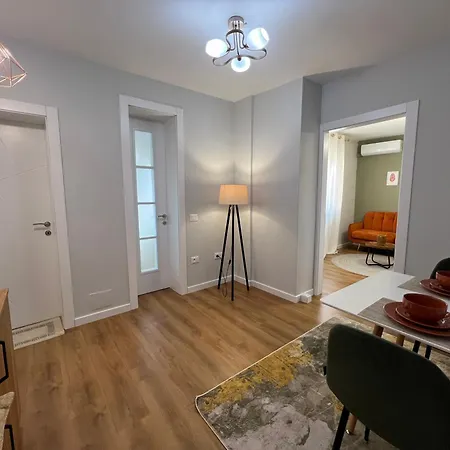 Cane Mosaic Apartament