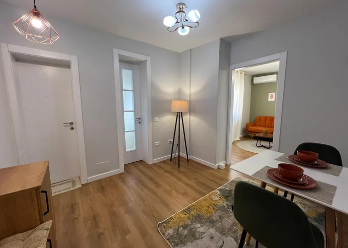 Cane Mosaic Apartman