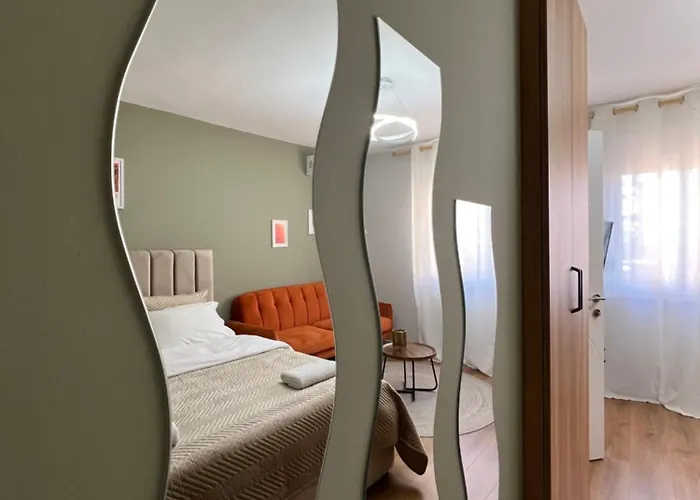 Cane Mosaic Daire Tiran