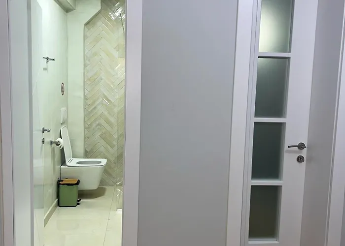 Daire Cane Mosaic Tiran