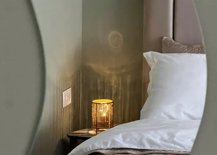 Cane Mosaic * 地拉那